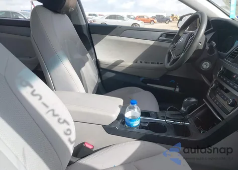 2017 Hyundai Sonata Se из США, поврежденный, VIN 5NPE24AF8HH570711